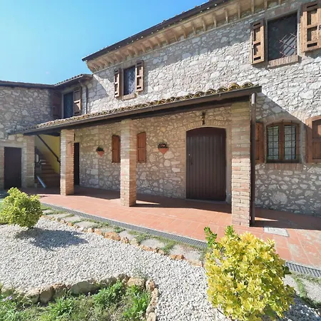 Vepres By Interhome Massa Martana
